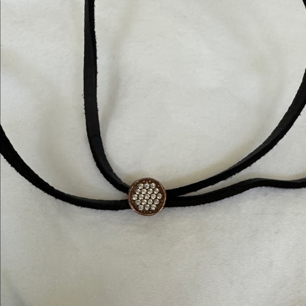 Chocker - Picture 2 of 2